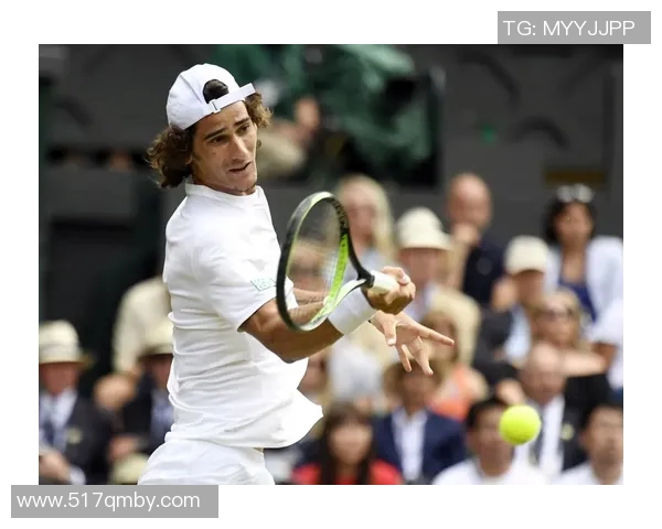 费德勒与哈里斯激战正酣网球场上的巅峰对决引发热议